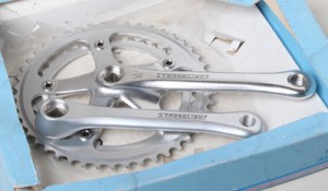 The Stronglight 101 chainset with a 48/36 combination is eminently usable